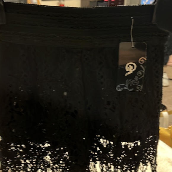 Black Crochet shorts- lined size s/m - elastic waist - Picture 8 of 8